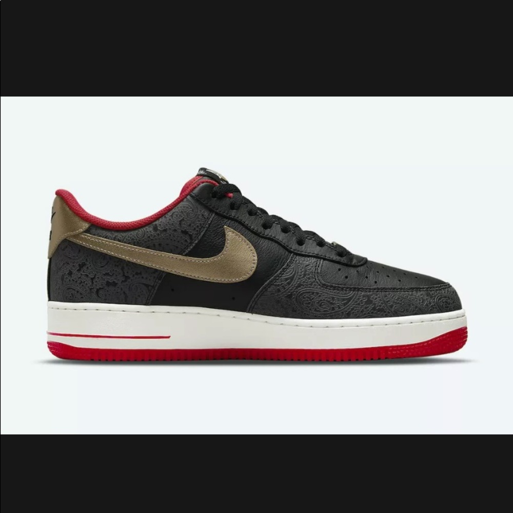 Nike Air Force 1 '07 LX